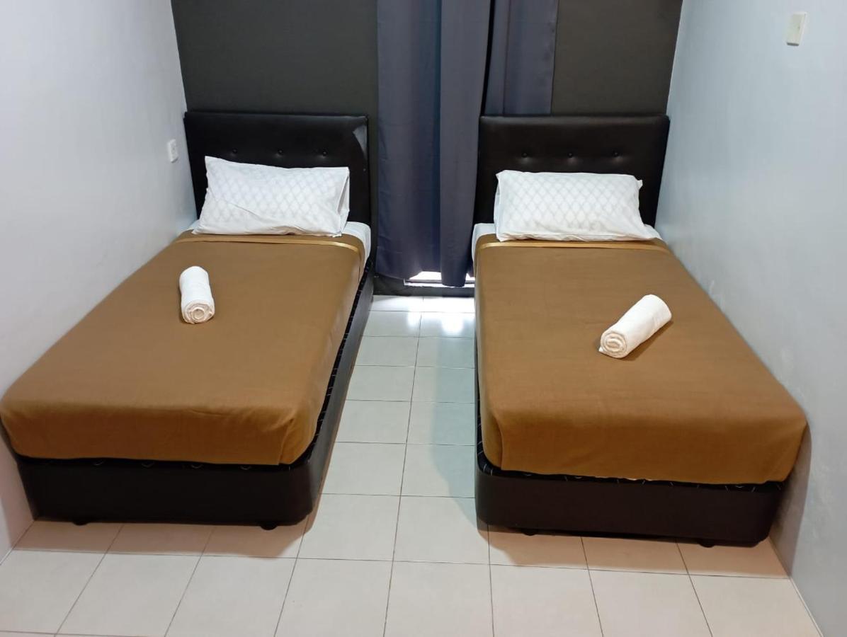 D Layaran Kuantan Lpt Exit 833 Hotel Exterior foto
